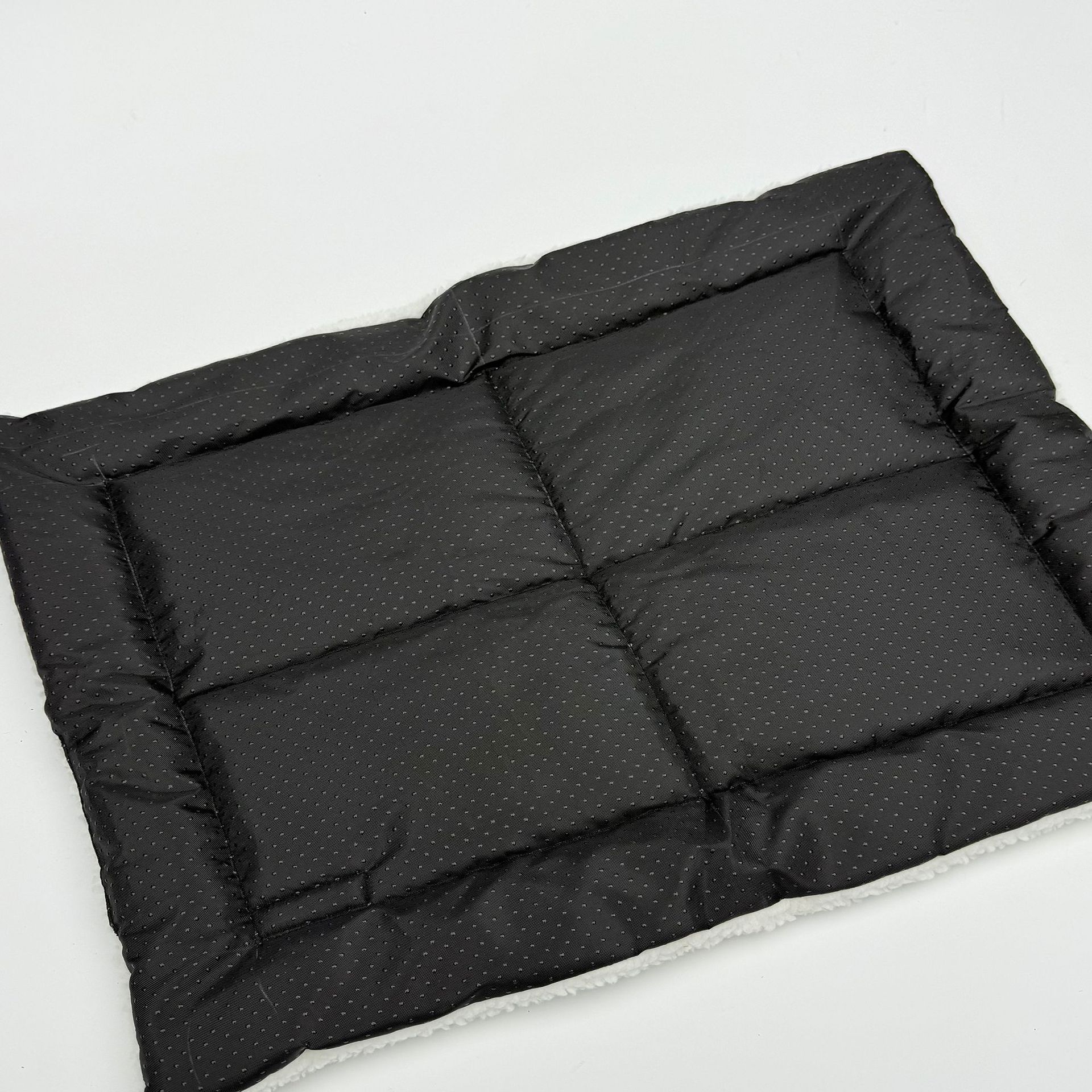 PlusPet All-Season Bite-Resistant Dog Mat image 6