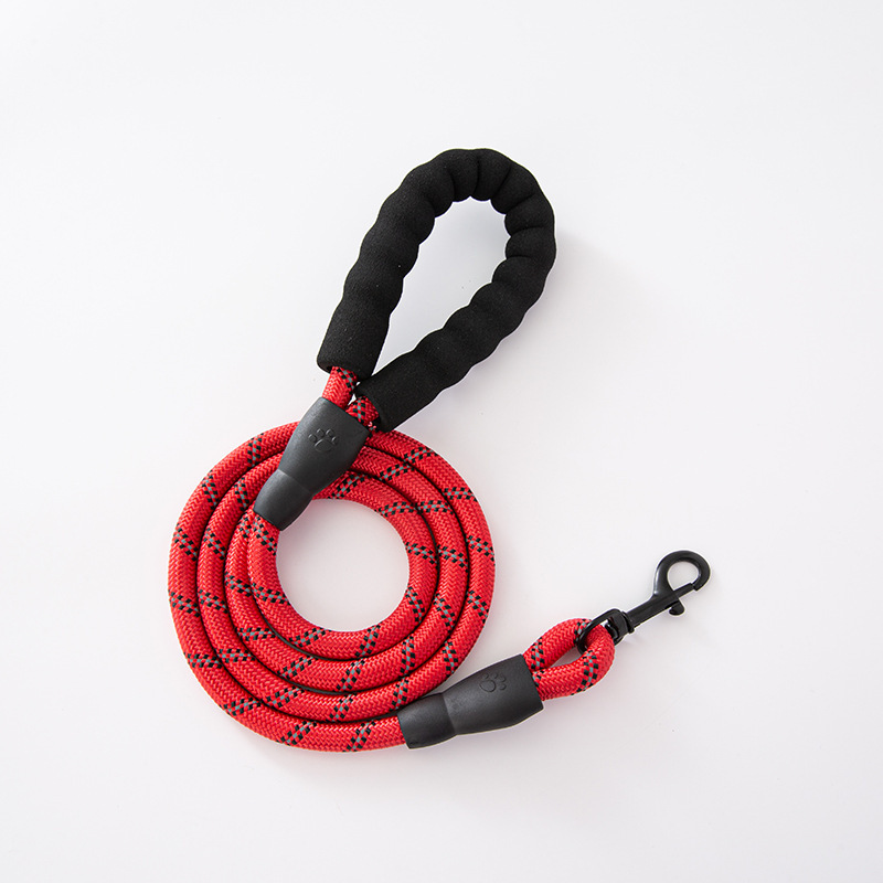 Anti-escape Reflective Pet Leash For Outdoor Use image 8