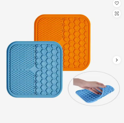 Silicone Slow Feeder Pad Dog Licking Pad image 4