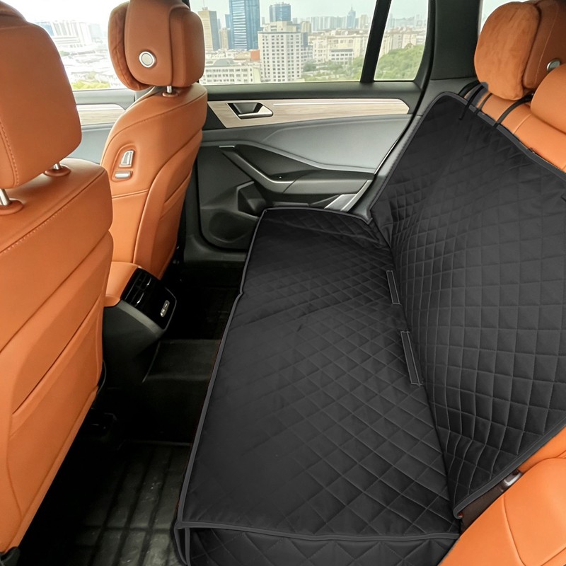 Quilted Rear Seat Dog Protector image 2