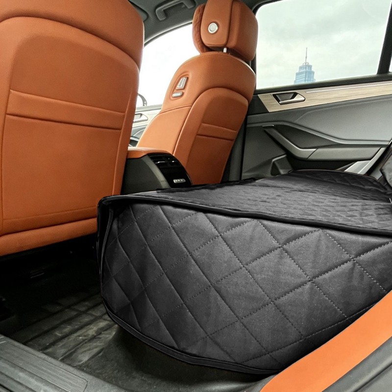 Quilted Rear Seat Dog Protector image 5